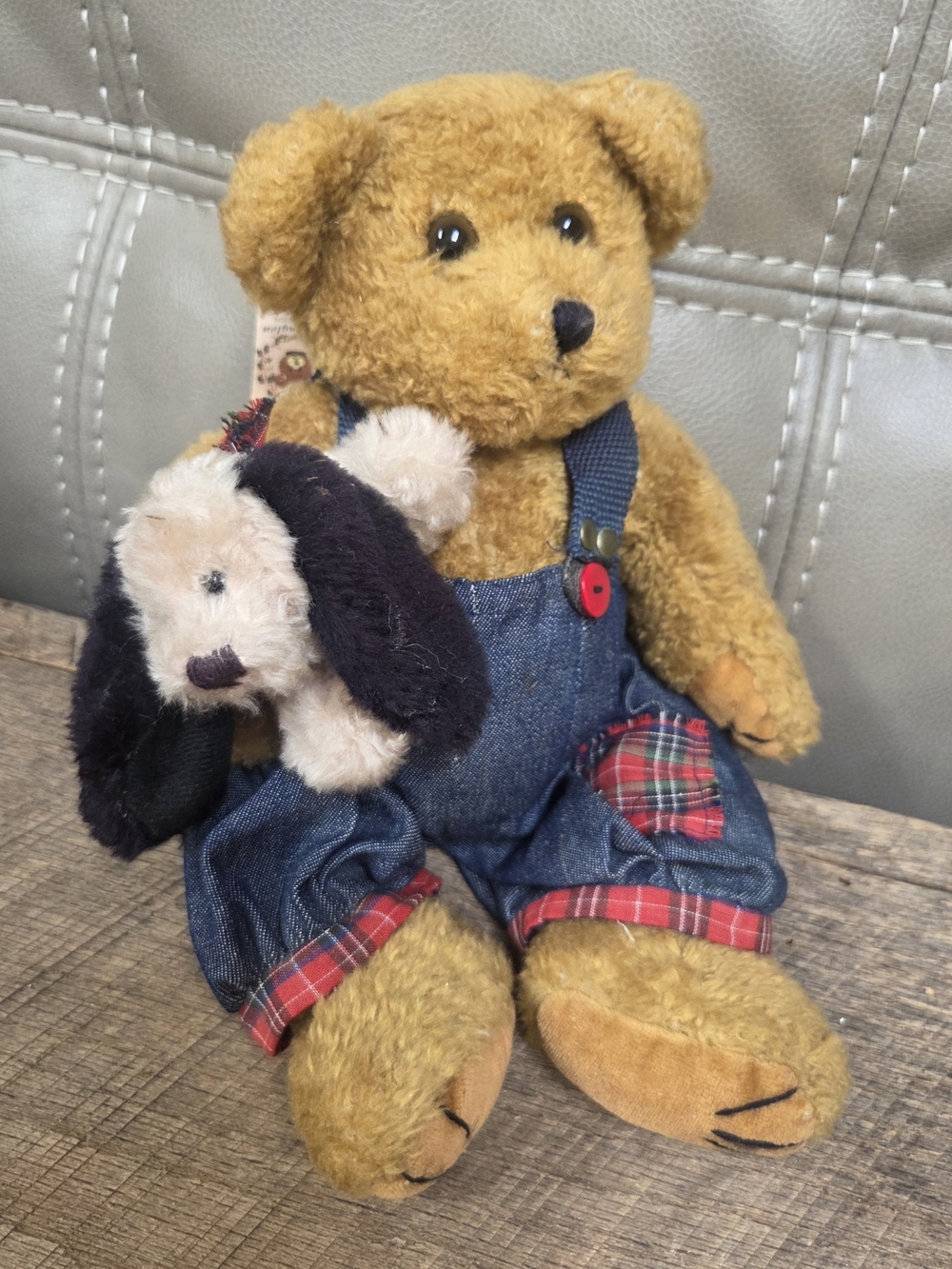 Bearington Collection Huckleberry Bear Plush 12" Vintage Overalls #1095 Bin 1C
